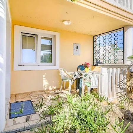 In With Terrace, Air Conditioning, Wi-fi ميدولين