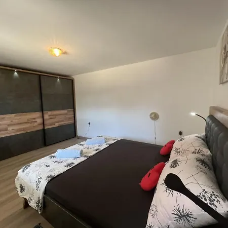 In With Terrace, Air Conditioning, Wi-fi ميدولين
